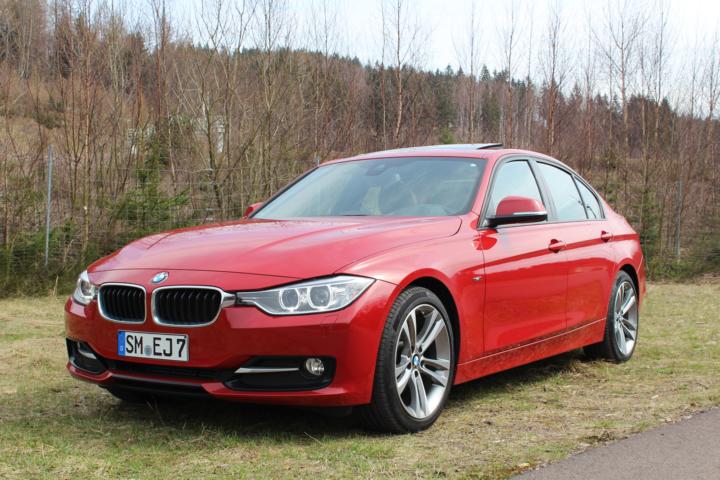 320d F30