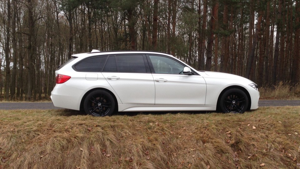 ThE wHiTe ShArk (F31 - Touring)