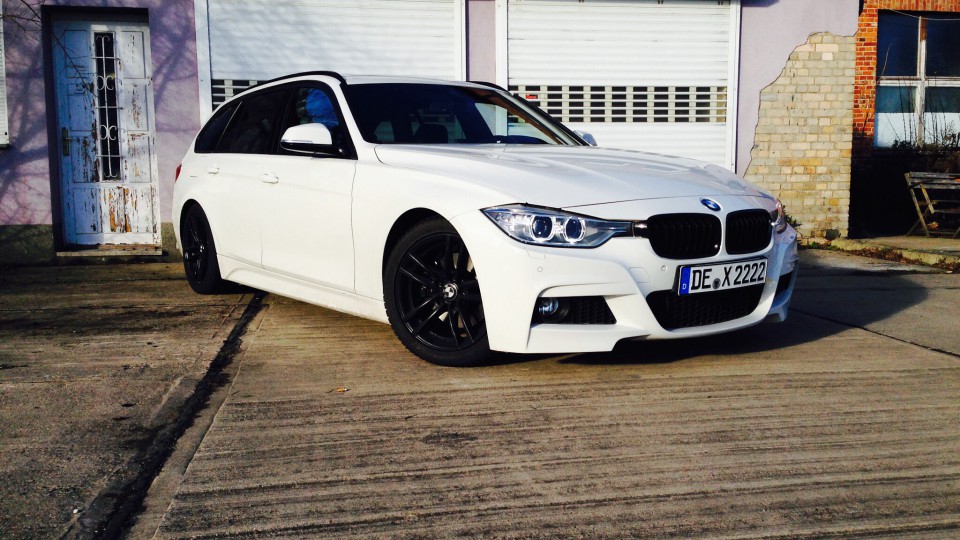 ThE wHiTe ShArk (F31 - Touring)