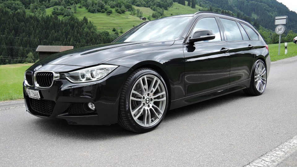 BMW 328i F31