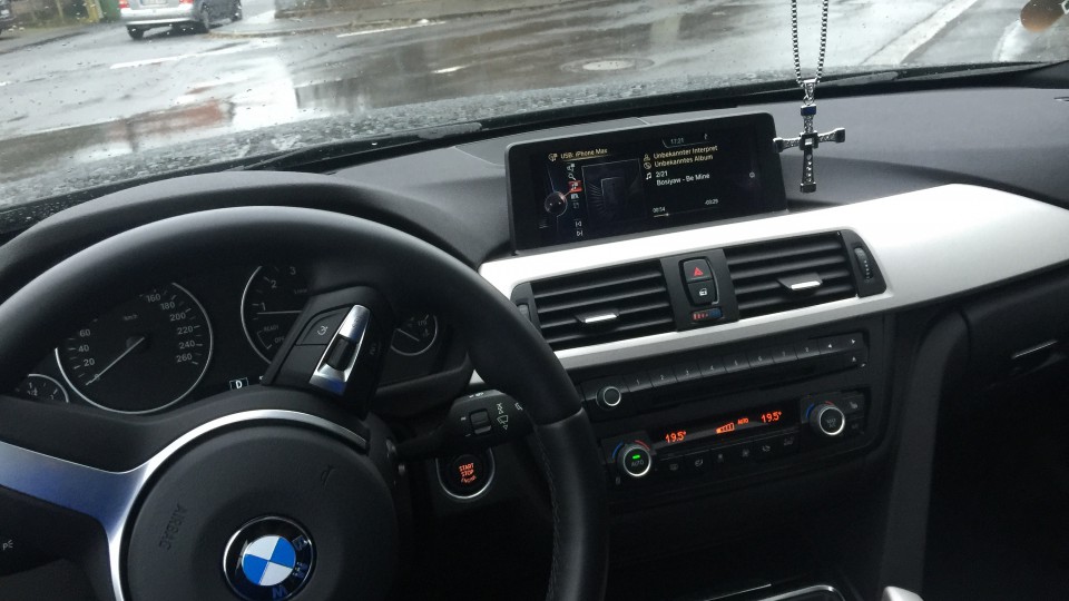 BMW 320i Xdrive (F30 - Limousine)