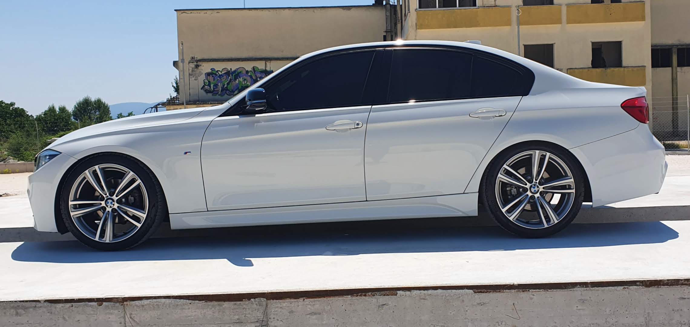 BMW F30 318 M PACKET