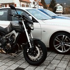 BMW F30 + Yamaha MT-09